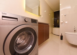 2+1 apartment with storage room in Mahmutlar district