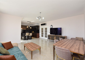 2+1 apartment with storage room in Mahmutlar district