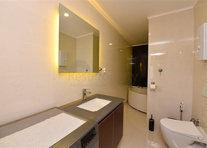 2+1 apartment with storage room in Mahmutlar district