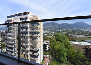 2+1 apartment with storage room in Mahmutlar district