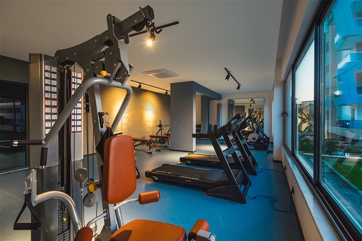 3+1 penthouse with its own rooftop pool in Kargicak district