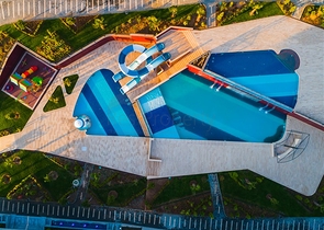 3+1 penthouse with its own rooftop pool in Kargicak district