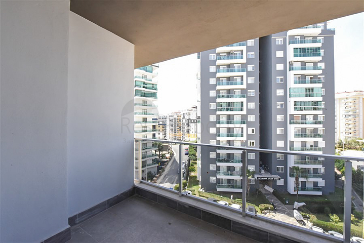 2+1 penthouse in Mahmutlar district