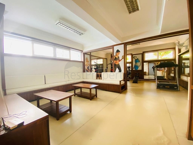 Spacious 2+1 penthouse in the center of Alanya