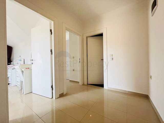 Spacious 2+1 penthouse in the center of Alanya