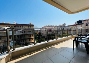 Spacious 2+1 penthouse in the center of Alanya