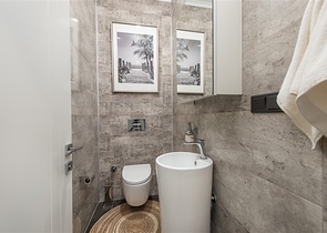 Luxury penthouse with sea and fortress views from the owner 