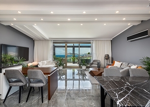 Luxury penthouse with sea and fortress views from the owner 