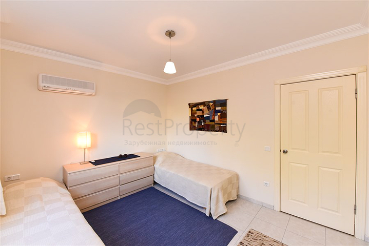 Spacious apartments in central Oba