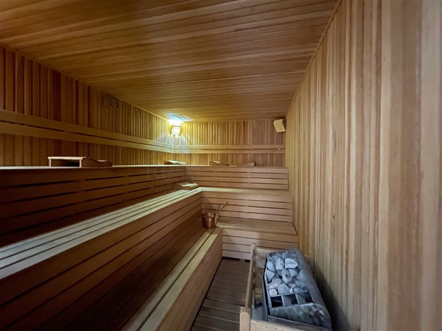 Spacious apartments in central Oba