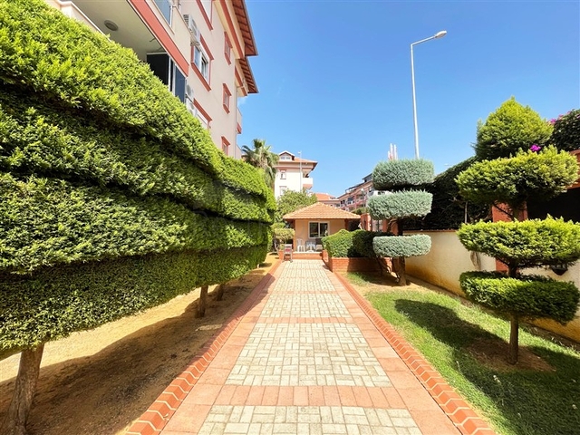 Spacious apartments in central Oba