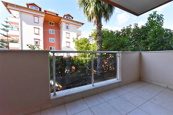 Spacious apartments in central Oba