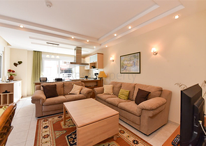 Spacious apartments in central Oba