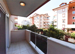 Spacious apartments in central Oba