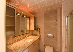 Spacious apartments in central Oba