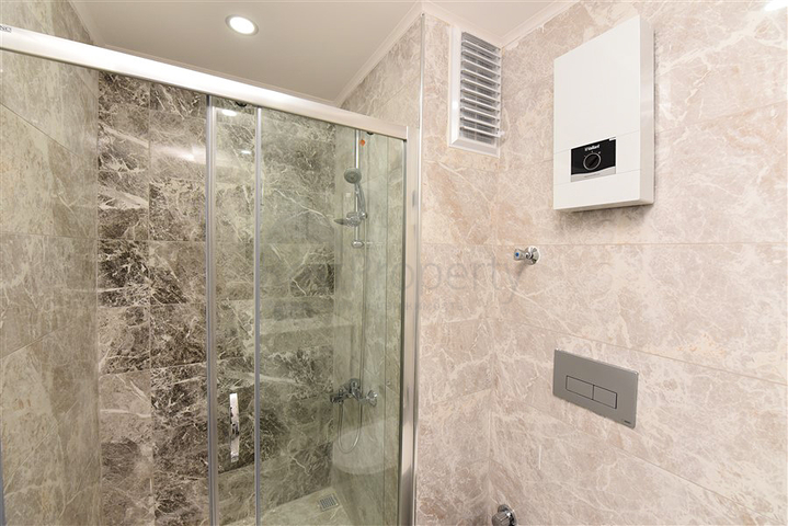 1+1 apartment in Kestel district