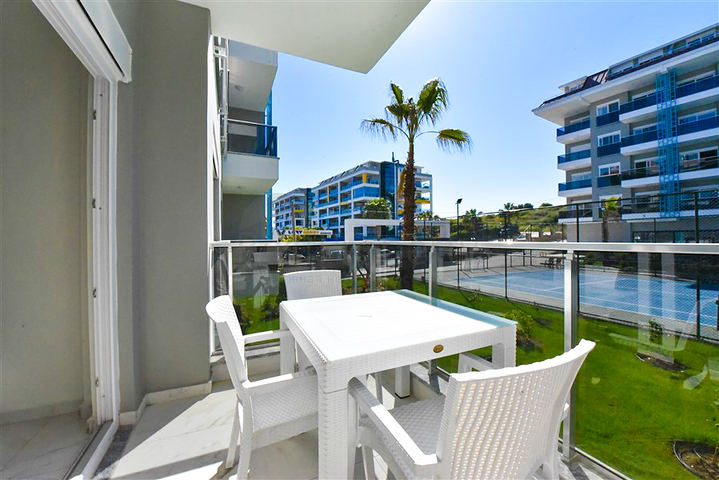 1+1 apartment in Kestel district