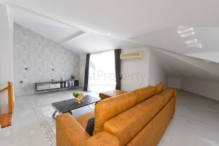 3+1 penthouse just 300 meters from the Mediterranean sea in Oba area