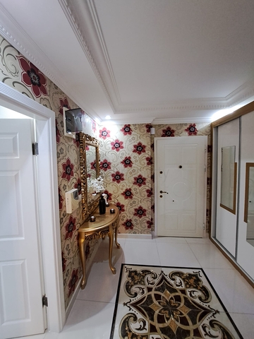 Furnished 2+1 apartment in the heart of Alanya