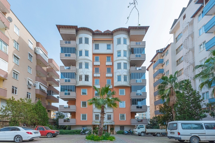 Furnished 2+1 apartment in the heart of Alanya