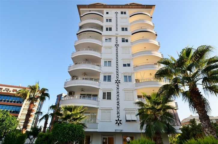 Spacious 2+1 apartment in Cikcilli district