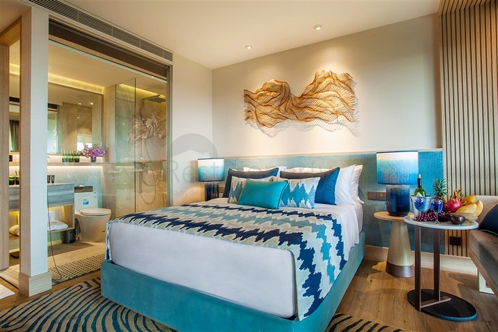 Modern residential complex 200 m from Bangtao beach