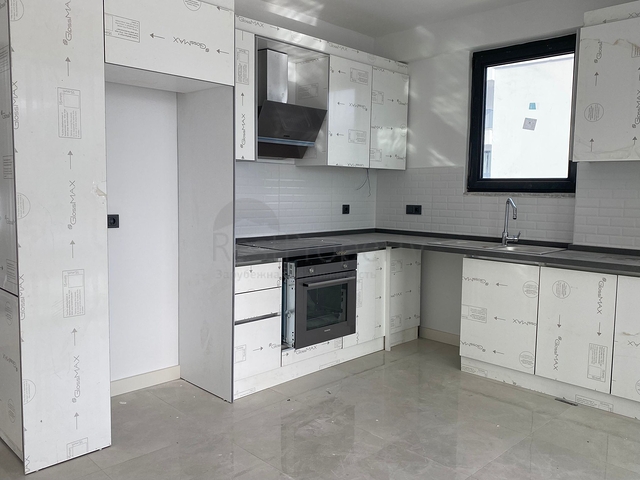 A unique residence from the owner with a sea view surrounded by forest