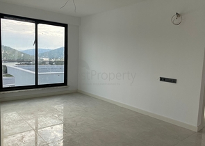 A unique residence from the owner with a sea view surrounded by forest