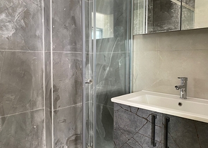 A unique residence from the owner with a sea view surrounded by forest