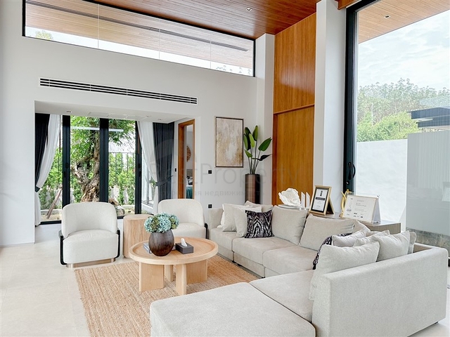 A complex of 49 elegant villas near Layan beach