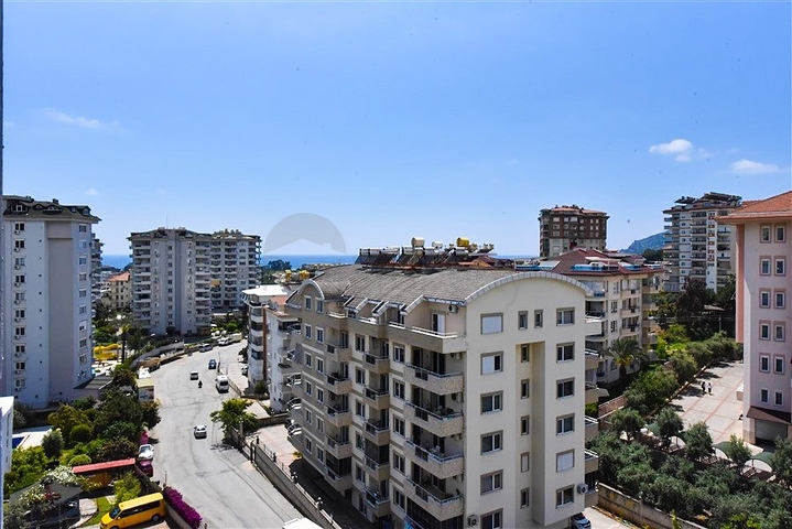 Spacious apartment with sea and mountain views in Cikcilli area