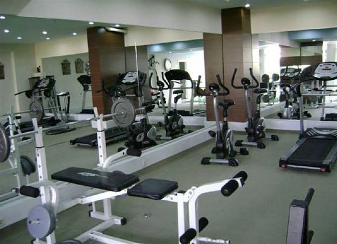 Spacious apartment with sea and mountain views in Cikcilli area