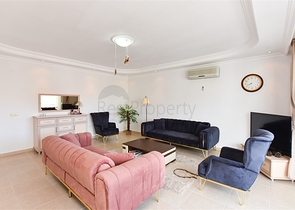 Spacious apartment with sea and mountain views in Cikcilli area