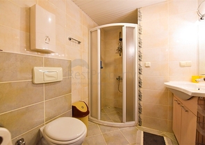 Spacious apartment with sea and mountain views in Cikcilli area