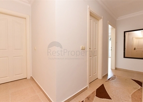 Spacious apartment with sea and mountain views in Cikcilli area