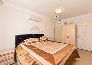 Spacious apartment with sea and mountain views in Cikcilli area