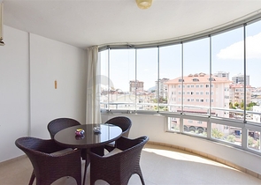 Spacious apartment with sea and mountain views in Cikcilli area