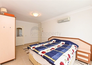 Spacious apartment with sea and mountain views in Cikcilli area