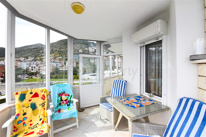 2+1 apartment for rent in the center of Alanya