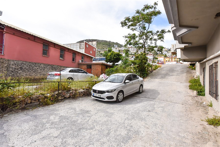 2+1 apartment for rent in the center of Alanya