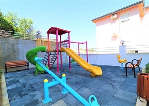 Furnished 1+1 apartment with sea and mountain views in Mahmutlar area