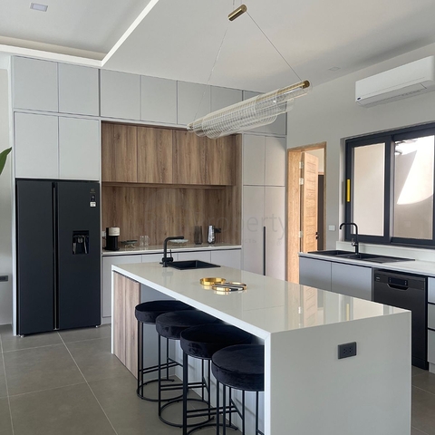 New luxury residence