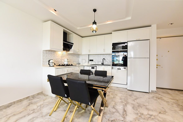 Furnished 1+1 apartment in a new complex in Kargicak district