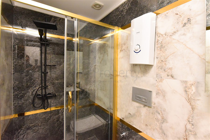 Furnished 1+1 apartment in a new complex in Kargicak district