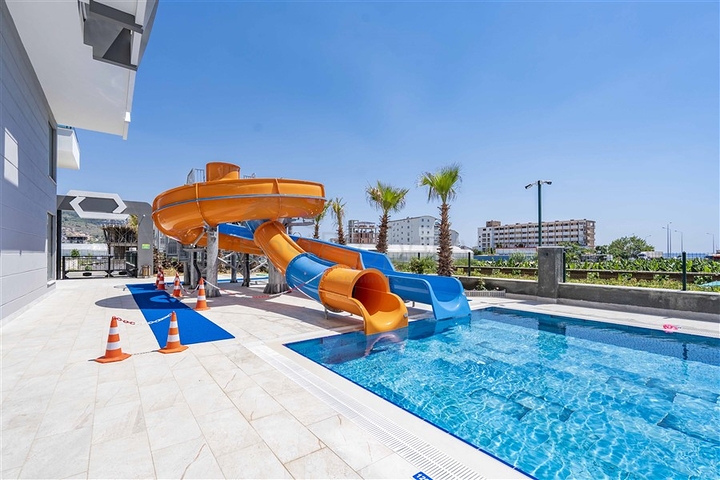 Furnished 1+1 apartment in a new complex in Kargicak district