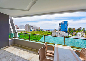 Furnished 1+1 apartment in a new complex in Kargicak district