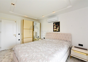 Furnished 1+1 apartment in a new complex in Kargicak district