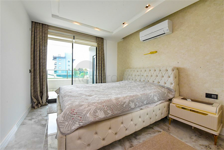 Luxury 1+1 apartment in Kargicak district