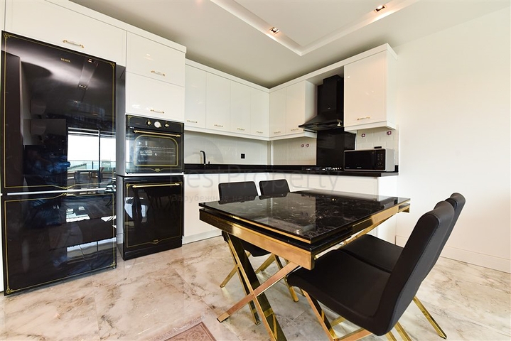 Luxury 1+1 apartment in Kargicak district