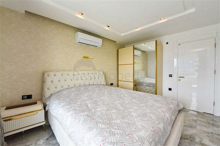 Luxury 1+1 apartment in Kargicak district